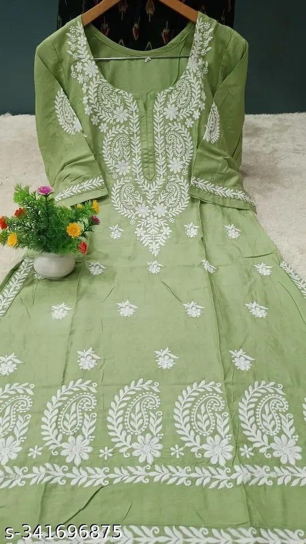Pista_Rayon_Cotton_Chikankari_Embroidery_Work_Kurti