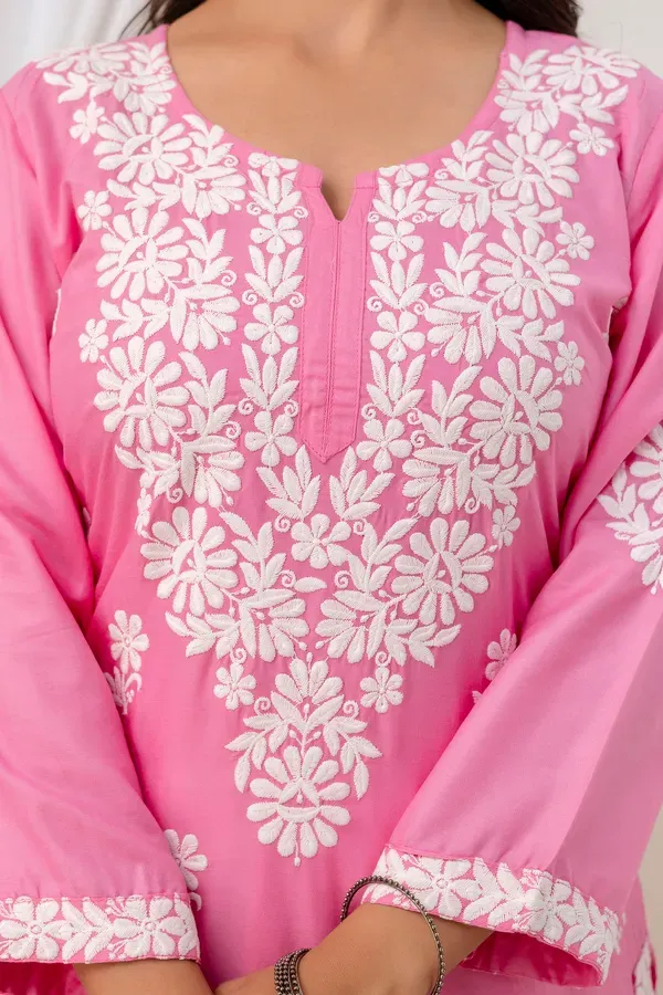 Pink_Trendy_Kurti_Set_For_Women