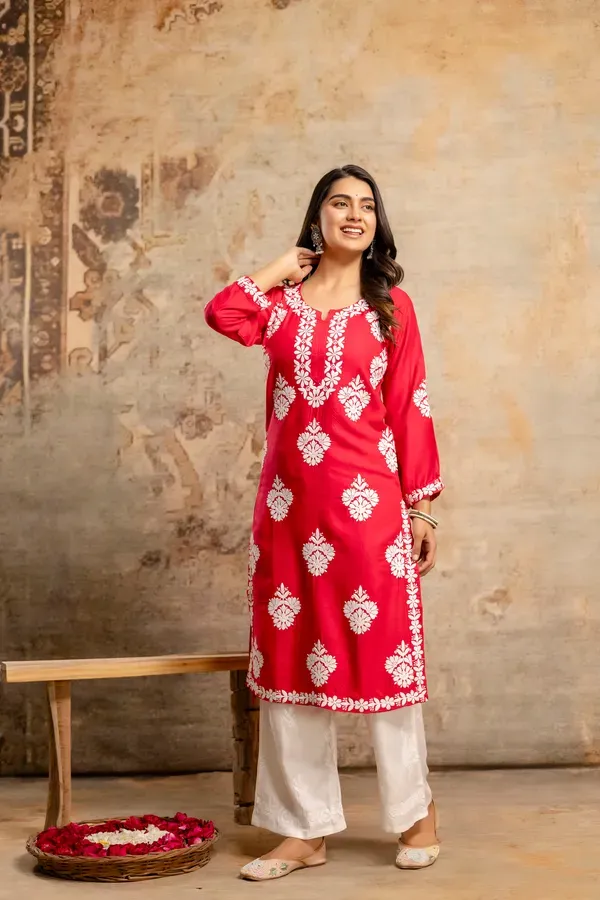 Dark_Pink_Floral_Embroidered_Round_Neck_Chikankari_Straight_Kurta_With_Pala