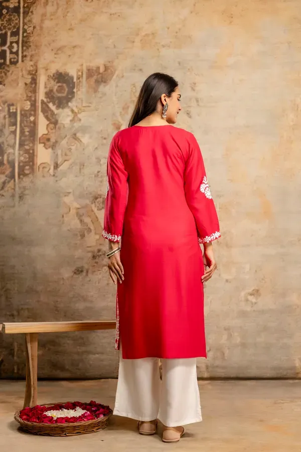 Dark_Pink_Floral_Embroidered_Round_Neck_Chikankari_Straight_Kurta_With_Pala