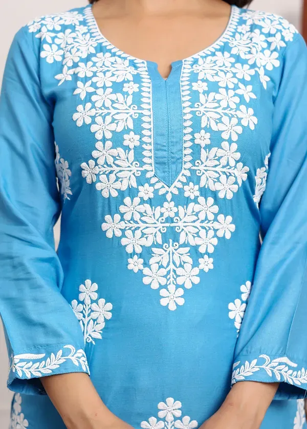 D_Sky_Chikan_Kurta_For_Women_Rayon_Straight_Chikankari_Kurti_And_White_Plaz