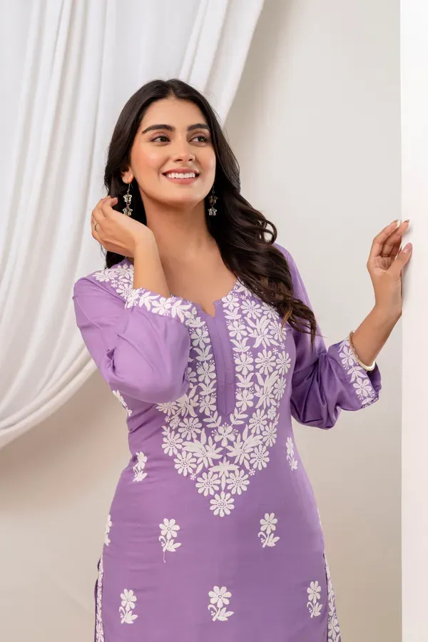 Light_Purple_Kurtis_Set_For_Women_Latest_Design