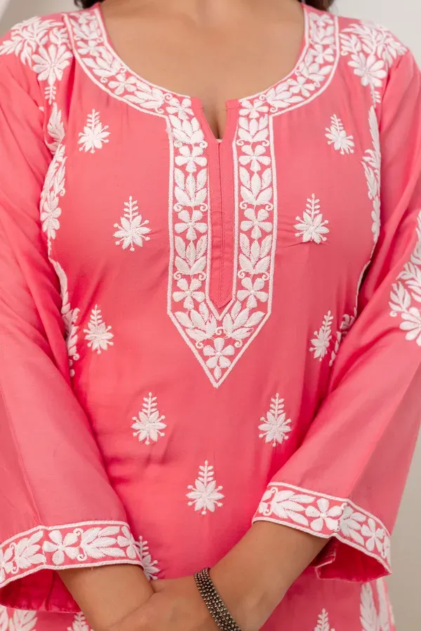 Coral_Women_Embroidered_Chikankari_Modal_Kurta_Set