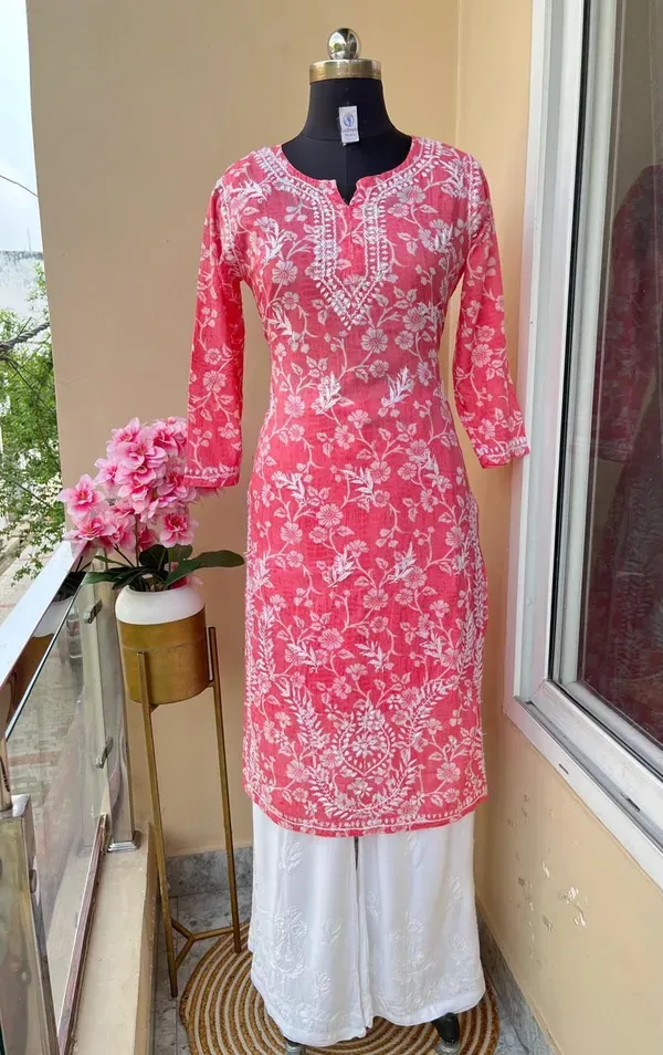 Gajari_Rayon_Printed_Kurti_With_Plazo_Set_For_Women