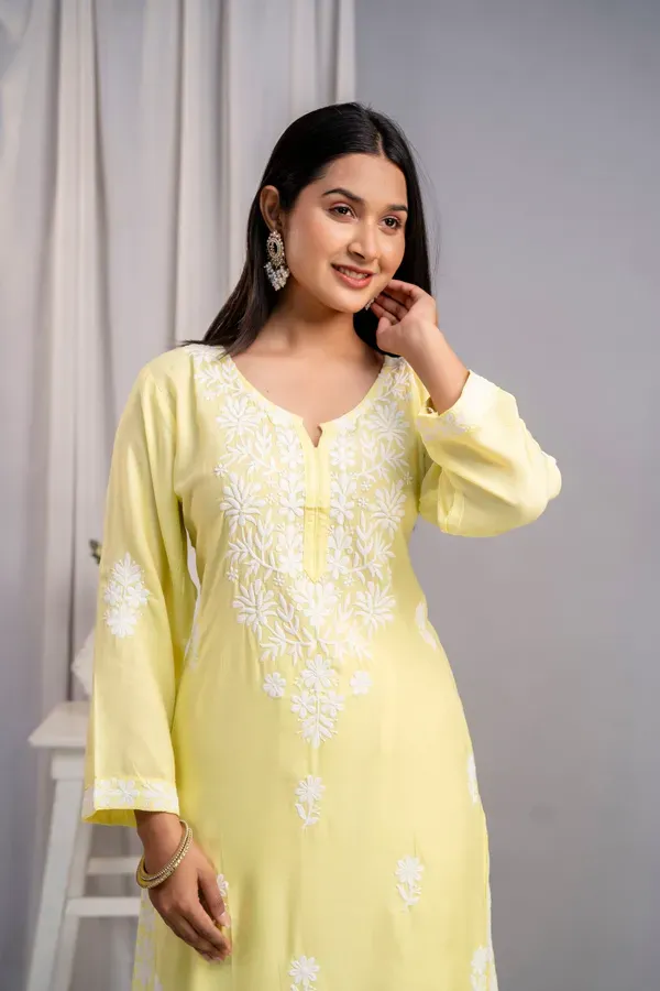 Lemon_Women_S_Exclusive_Kurti_Palazzo_Set_On_Pure_Rayon_Fabric_Chikan_Sui
