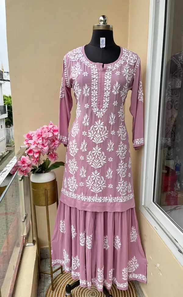 Pyazi_Beautiful_Chikankari_Modal_Kurti_Garara_Set
