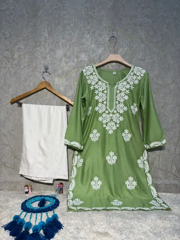 Pista_Rayon_Kurti_And_Plazzo_Set_For_Women