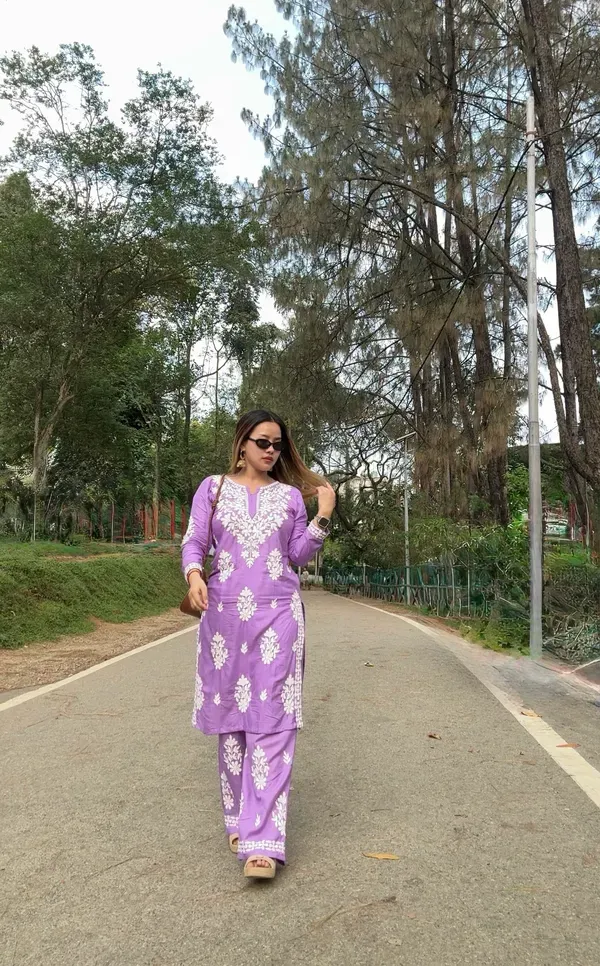 Light_Purple_Rayon_Cotton_Chikankari_Kurta_With_Palazzo_For_Women