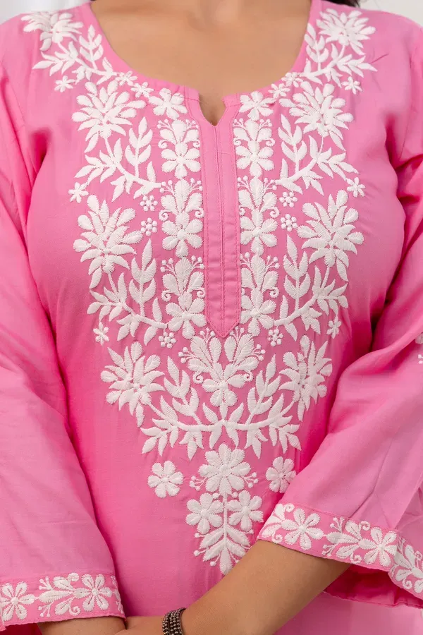Pink_Beautiful_Embroidered_Chikankari_Kurta_Set