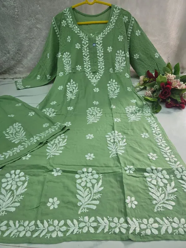 Pista_Buy_Festival_Wear_Chikankari_Work_Kurta_Set