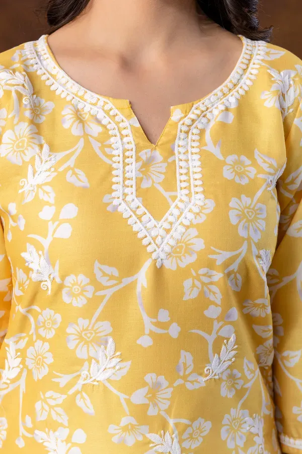 Yellow_Women_S_Cotton_Blend_Chikankari_Embroidered_Straight_Kurta_Set