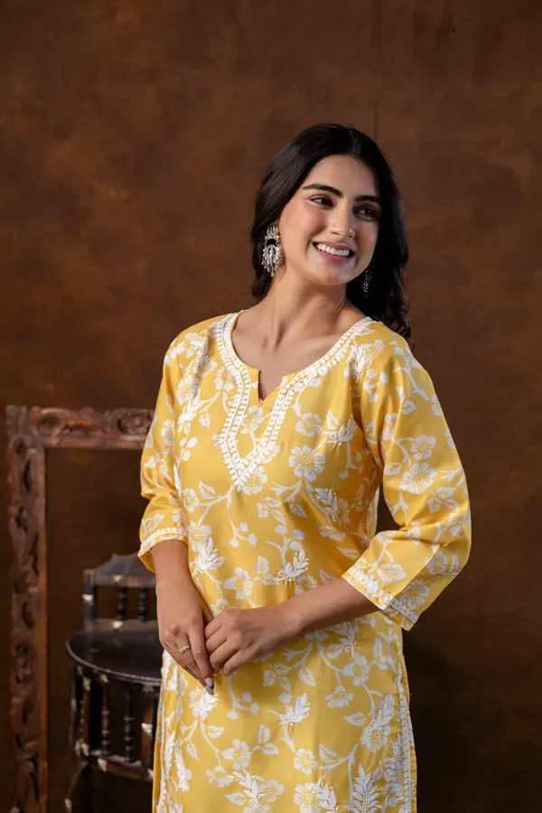 Yellow_Women_S_Cotton_Blend_Chikankari_Embroidered_Straight_Kurta_Set