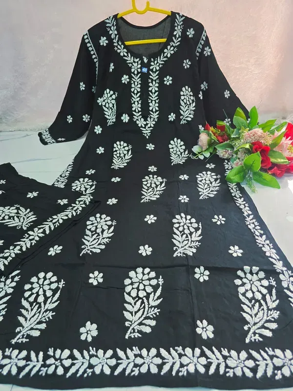 Black_Buy_Festival_Wear_Chikankari_Work_Kurta_Set