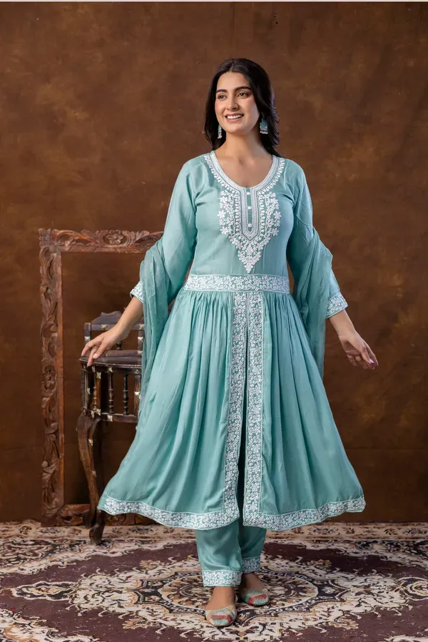 Rama_Green_Women_Embroidered_Fashionable_Printed_Naira_Cut_Kurta_Pant_And_Dupatta_Set_For_Wedding_Party_Festivals