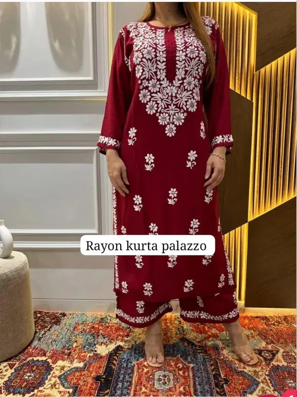 Maroon_Regular_Kurta_Set_For_Women