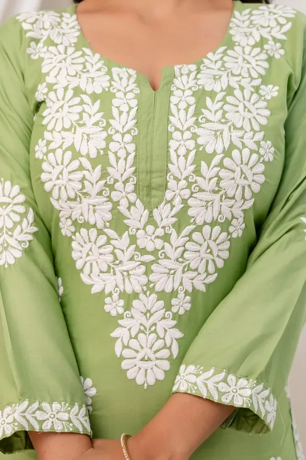 Pista_Trendy_Kurti_Set_For_Women
