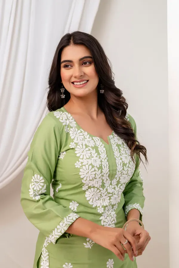 Pista_Trendy_Kurti_Set_For_Women