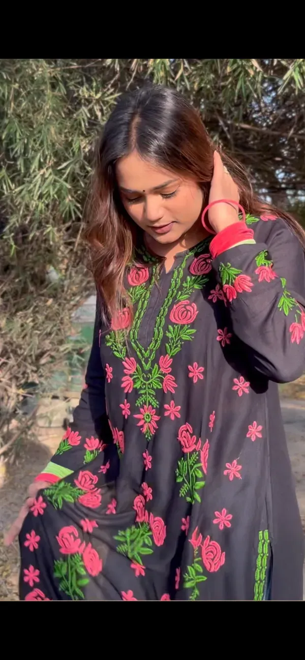 Black_Gajari_Festive_Special_Modal_Multi_Thread_Kurti