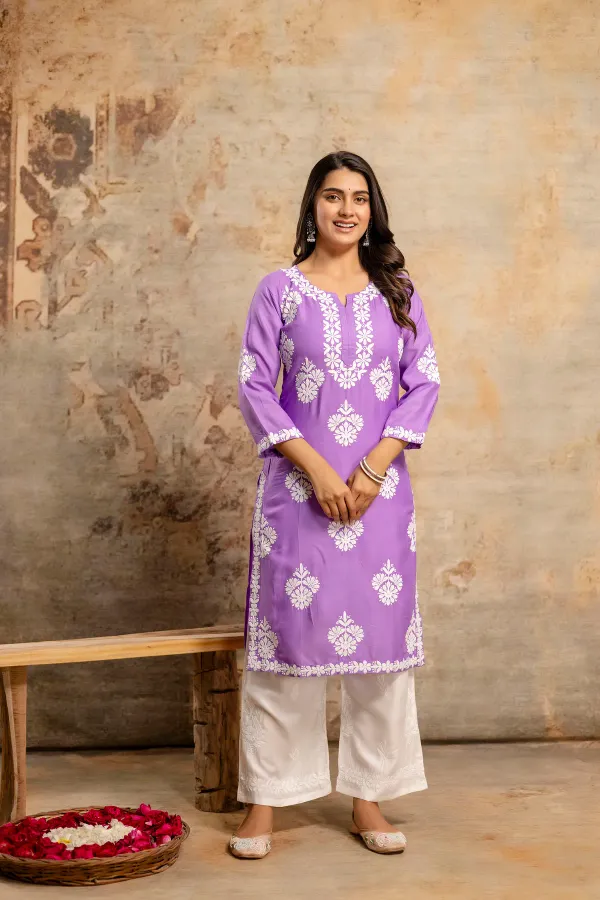 Light_Purple_Floral_Embroidered_Round_Neck_Chikankari_Straight_Kurta_With_P