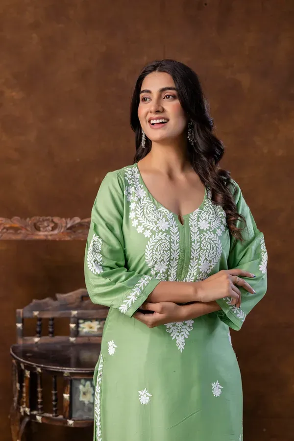 Pista_Trendy_Fashionable_Kurtis