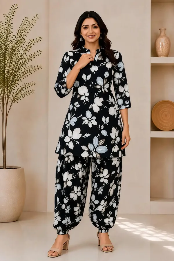 Black_Cotton_Kurta_Set_For_Women