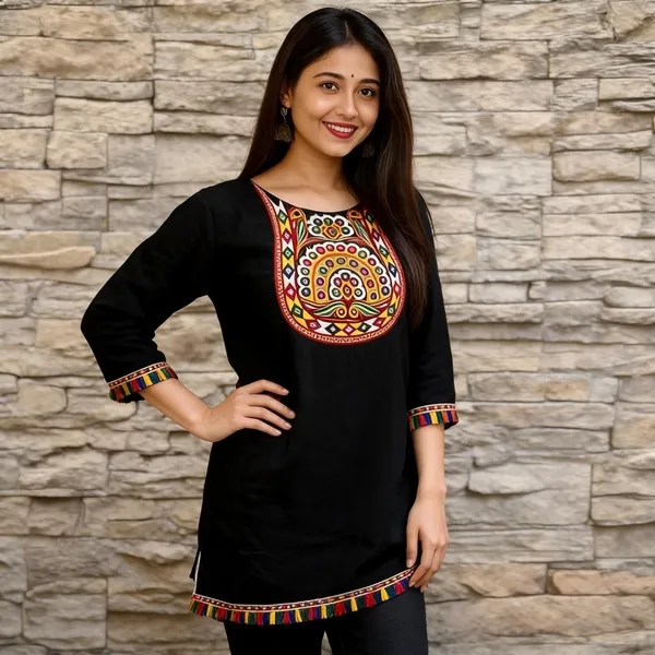 Black_Cotton_Kurta_Set_For_Women