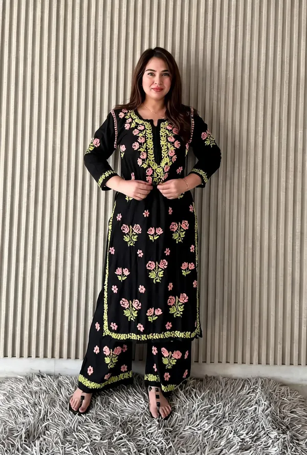 Black_Cotton_Kurta_Set_For_Women