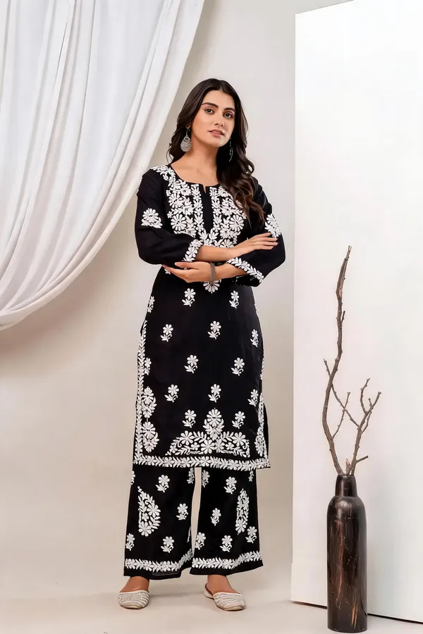 Black_Cotton_Kurta_Set_For_Women