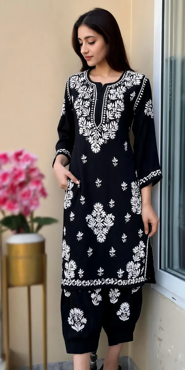Black_Cotton_Kurta_Set_For_Women