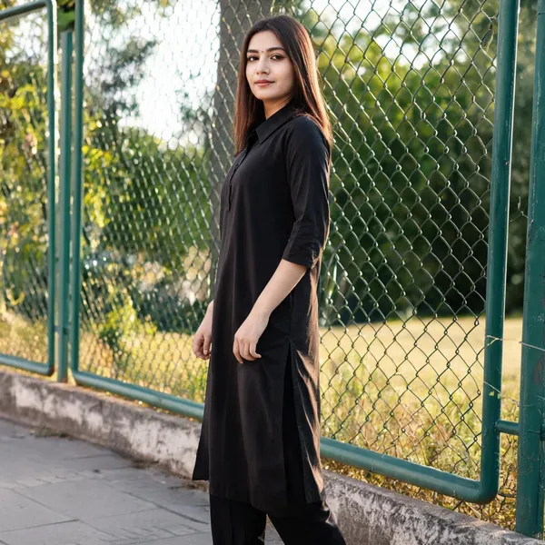 Black_Cotton_Kurta_Set_For_Women