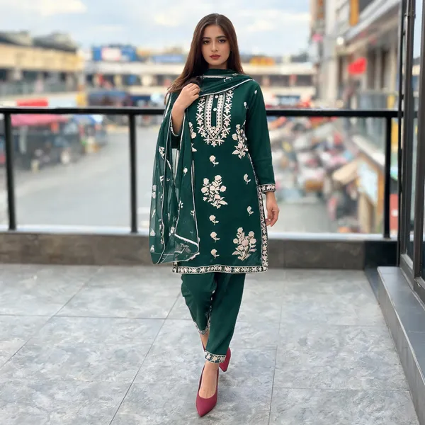 Green_Cotton_Kurta_Set_For_Women