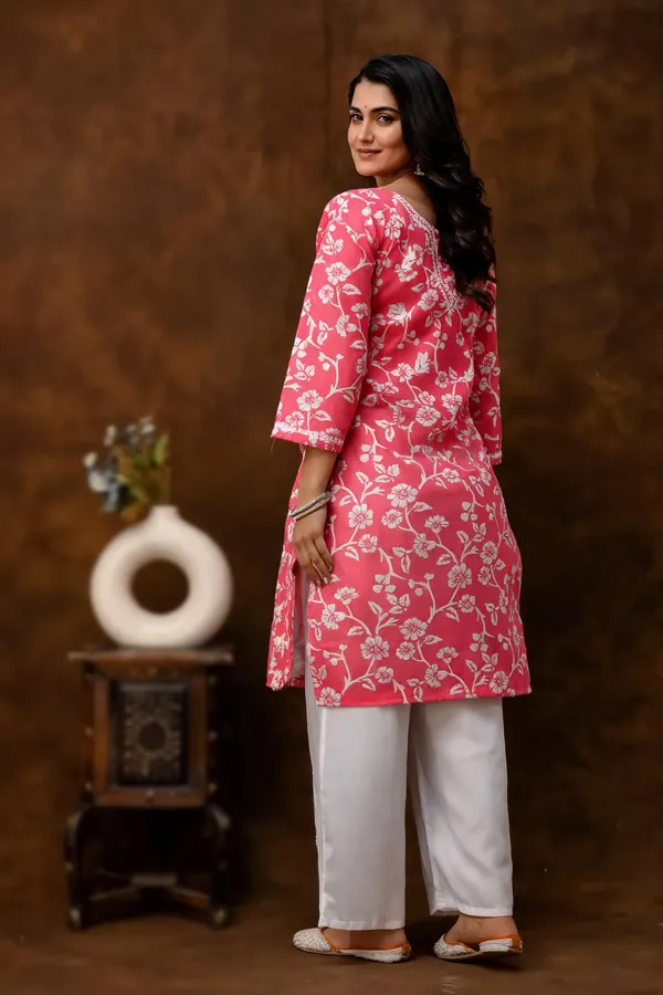Pink_Cotton_Kurta_Set_For_Women