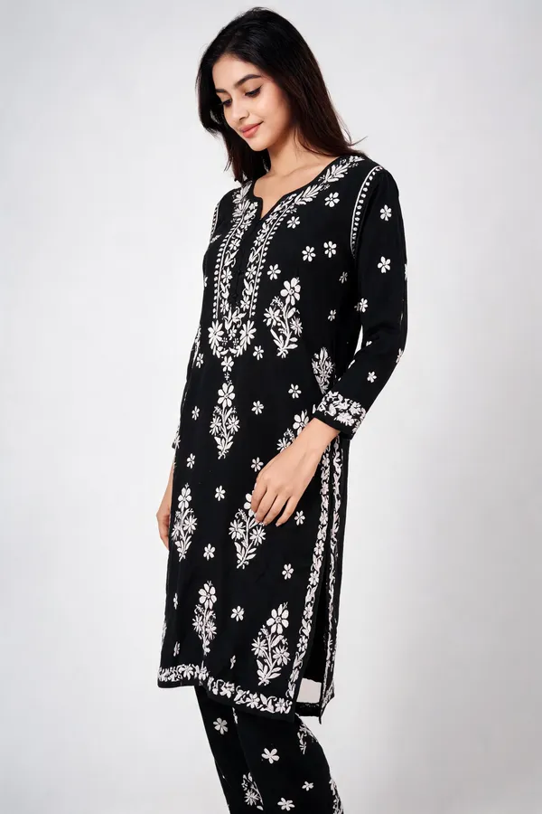 Black_Cotton_Kurta_Set_For_Women
