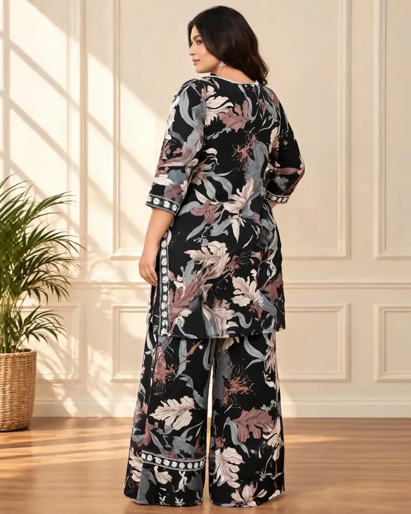 Black_Cotton_Kurta_Set_For_Women