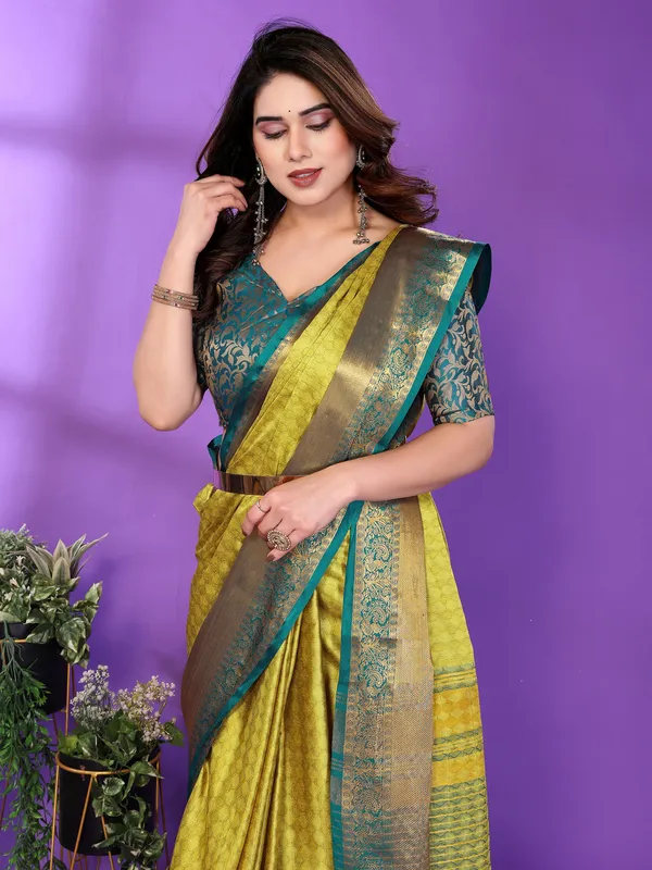 Mustard_Silk_Cotton_Saree_For_Women