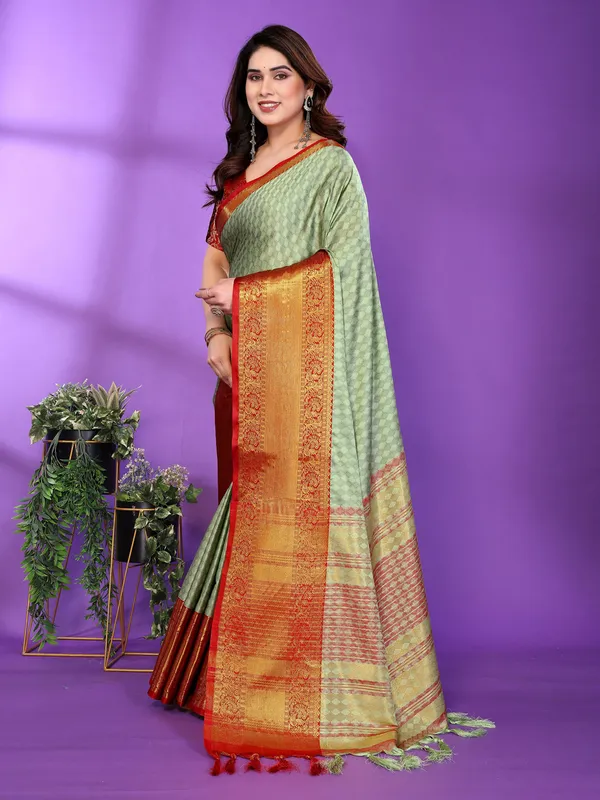 Green_Silk_Cotton_Saree_For_Women