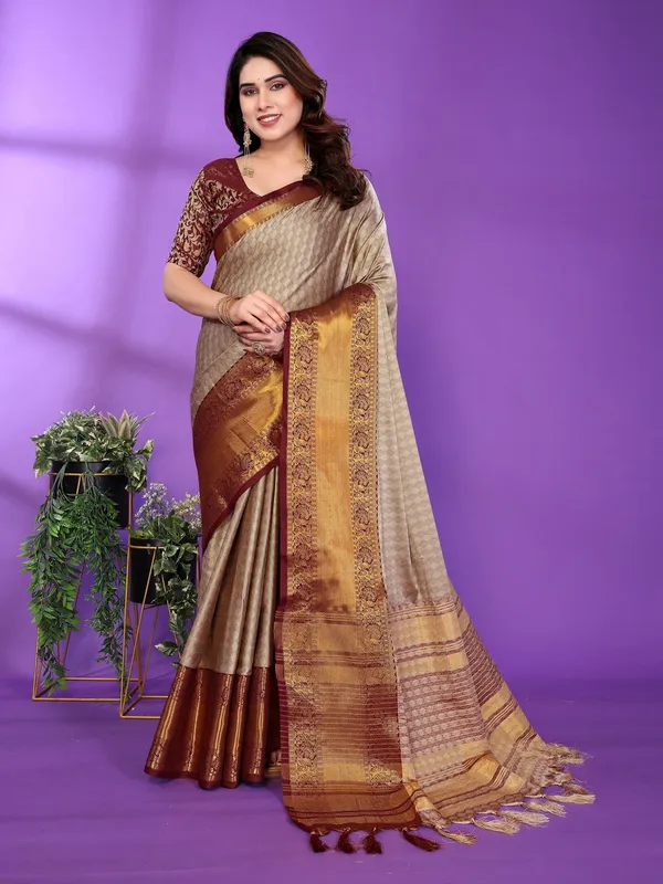 Beige_Silk_Cotton_Saree_For_Women