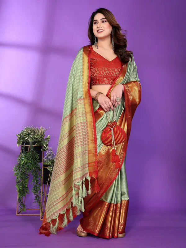 Green_Silk_Cotton_Saree_For_Women