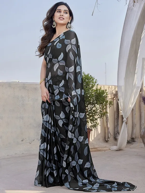 Black_Pure_Georgette_Saree_For_Women