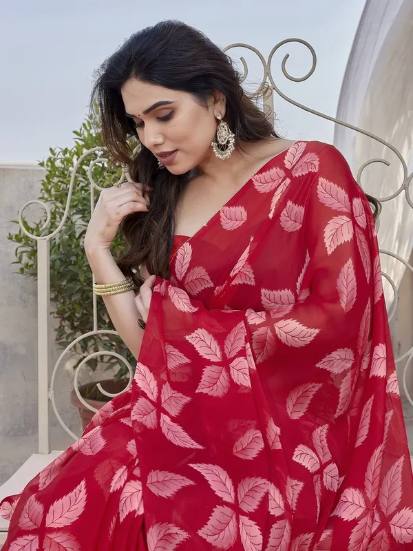 Red_Pure_Georgette_Saree_For_Women
