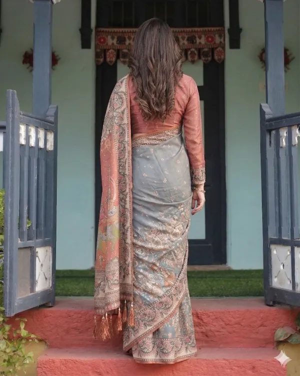 Grey_Linen_Saree_For_Women
