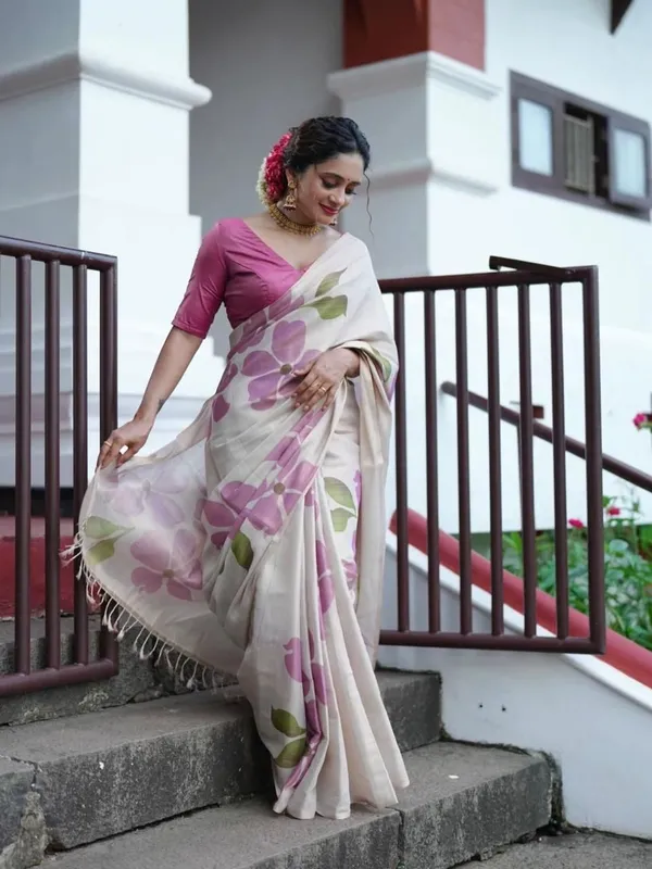 White_Pure_Silk_Saree_For_Women