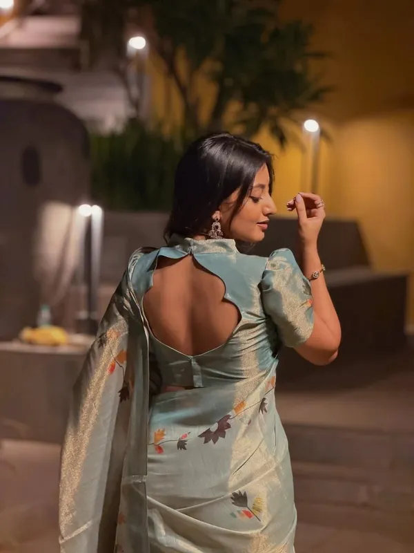 Light_Blue_Pure_Silk_Saree_For_Women