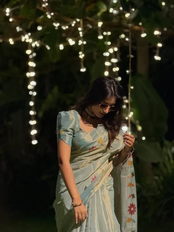 Light_Blue_Pure_Silk_Saree_For_Women
