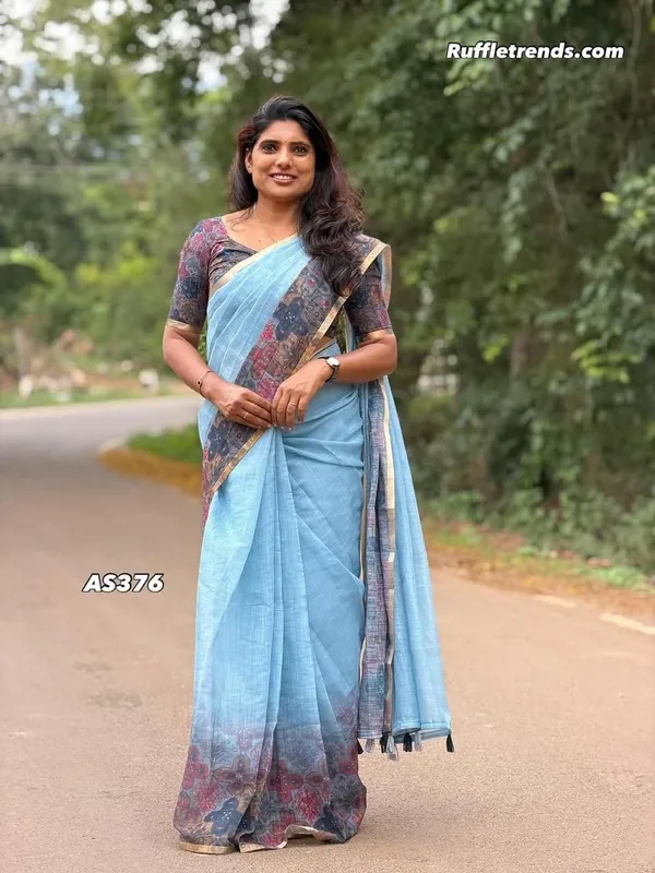 Light_Blue_Linen_Saree_For_Women