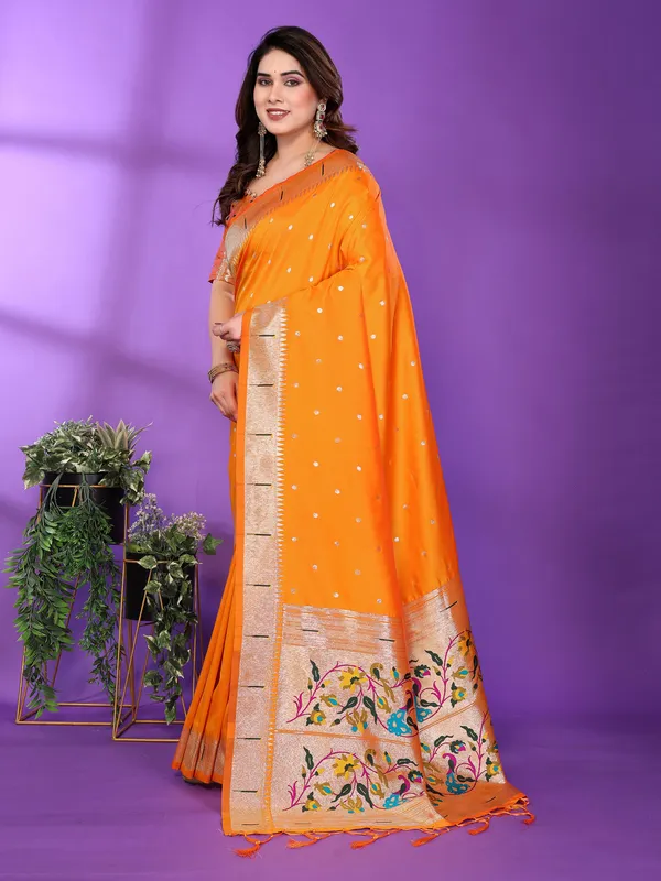 Orange_Silk_Cotton_Saree_For_Women