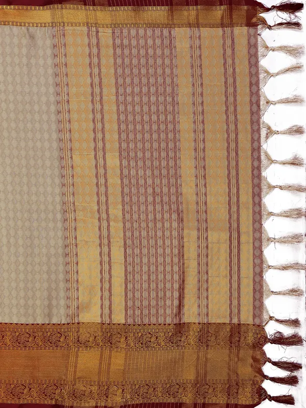 Beige_Silk_Cotton_Saree_For_Women