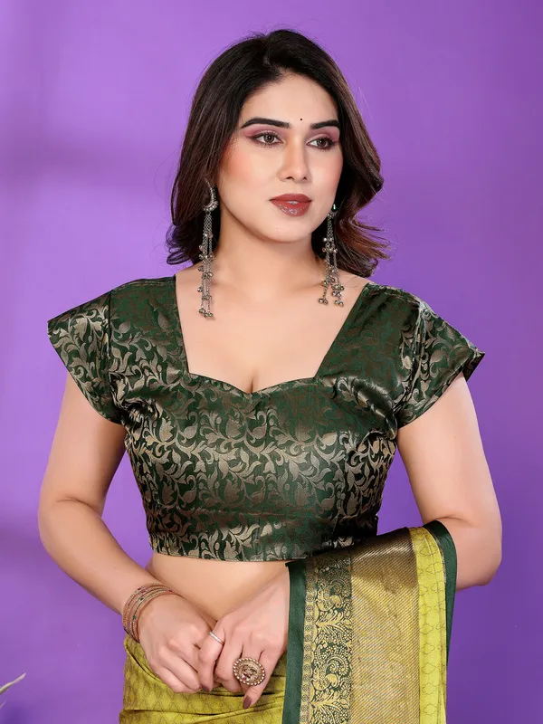 Yellow_Silk_Cotton_Saree_For_Women