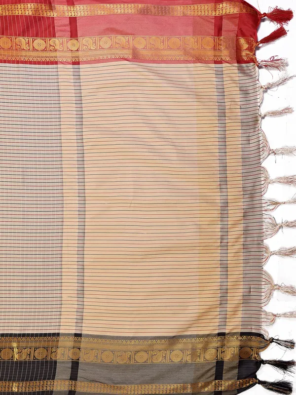 Beige_Silk_Cotton_Saree_For_Women
