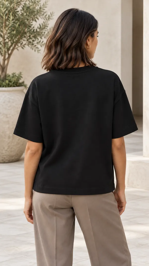 Black_Graphic_Print_T-Shirt_For_Women